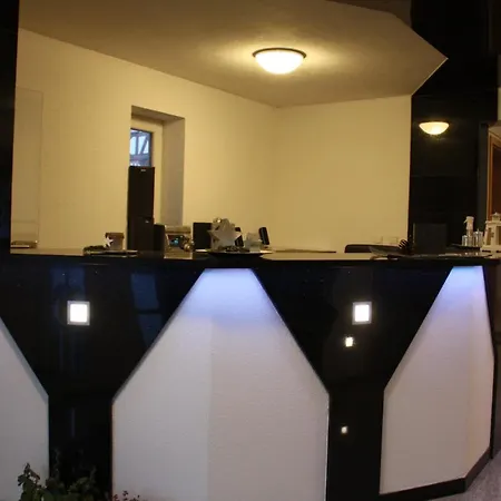 Zum Kreuzritter فندق *