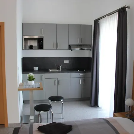 Zum Kreuzritter فوستينرُت