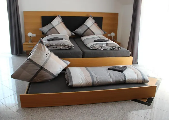 Zum Kreuzritter Hotel Wuestenrot